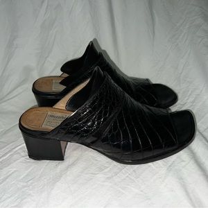 Vintage Mauri Black Gator Mules